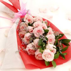 Captivarting Pink Bouquet 12 Stem Roses