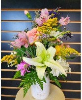 Carefree Days  in Frankfort, Kentucky | Ruby's Flowers & Gifts