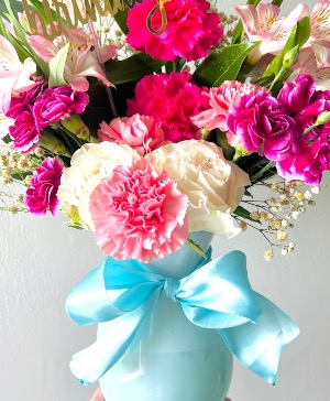 "Carnation Elegance Waltz" Bouquet in a vase 