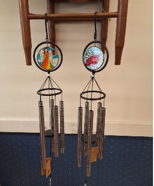 Caron beautiful stained glass chimes 