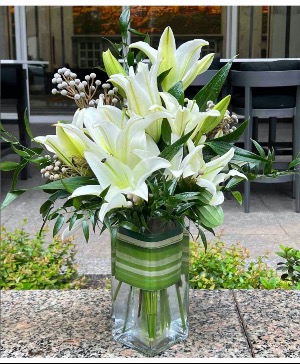 Casa Blanca Lilies 