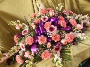 Casket Sprays in Oil City, PA | DOUBLE BLOOM Casket Sprays in Oil City, PA | DOUBLE BLOOM