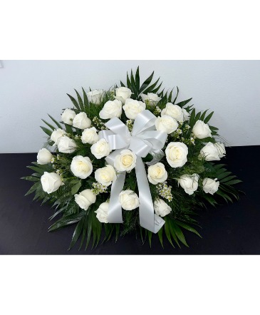 Casket Spray White Roses Funeral in Highlands, TX | Alma's Flowers