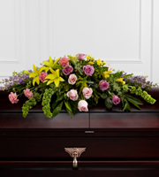 Casquet Primaveral Casquet Cover in San Juan, PR | ELIKONIA FLOWERS Casquet Primaveral Casquet Cover in San Juan, PR | ELIKONIA FLOWERS