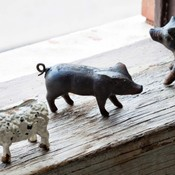 Cast Iron Pig Gifts