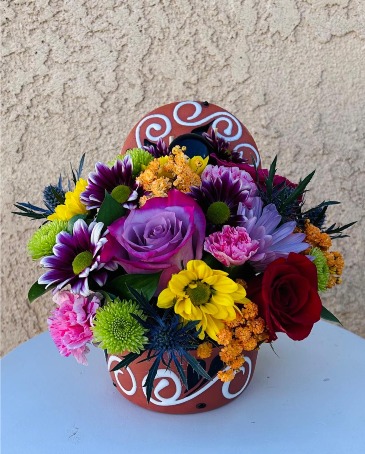 Casuelita -Mexican hand painted  in Whittier, CA | Rosemantico Flowers