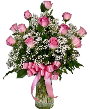 Cauley's Dozen Pink Roses Clear Vase Arrangement