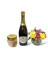 Celebrate Mom! Deluxe Bundle Gift Package