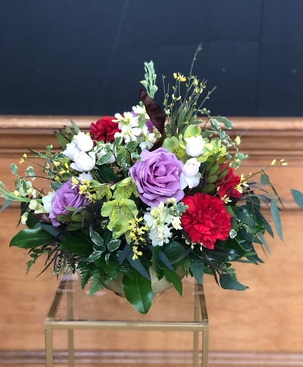 Center Elegance Centerpiece Arrangement