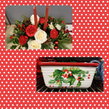 Centerpiece Holly Berry Baker