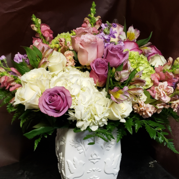 Centerpiece Lush and gorgeous too! in Kirtland, OH | Kirtland Flower Barn
