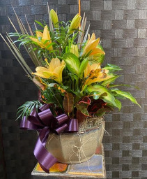 Ceramic Dishgarden with Lilies 