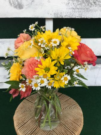 Chamomile Fields Arrangement in Richland, WA | ARLENE'S FLOWERS AND GIFTS