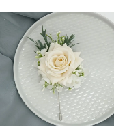 Champagne Rose  Boutonniere