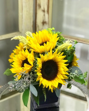 Cheerful Floral Arrangement