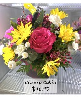 Cheery Cubie Cube fresh flowers arrangement