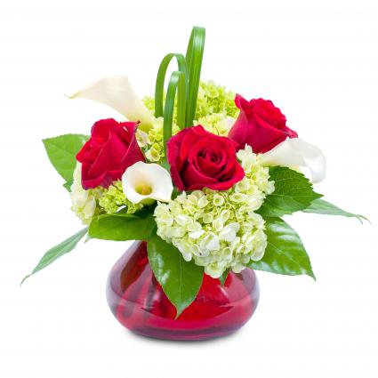 Chic Romance Arrangement