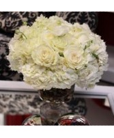 Chic white Garden Roses Vase Arrangement