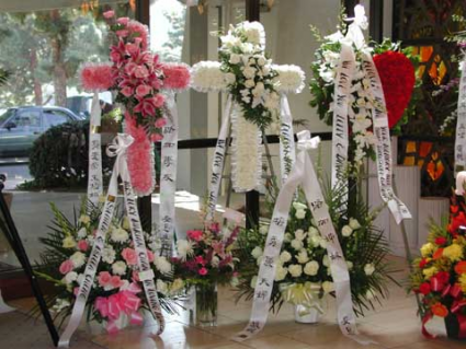 CHINEESE FUNERAL SPRAYS AVAILABLE CHINEESE CALLIGRAPHY RIBBONS TOO!!
