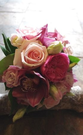 Chique Botanique Pink Handtied Bouquet in Toronto, ON | BOTANY FLORAL STUDIO Chique Botanique Pink Handtied Bouquet in Toronto, ON | BOTANY FLORAL STUDIO