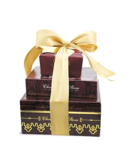 Chocolaterie Stam Tower Gift Basket