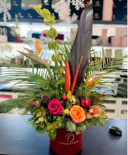 Christmas in Paradise (Red) Flower arrangement 