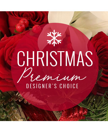 Christmas Bouquet Premium Designer's Choice in Saint Marys, PA | GOETZ'S FLOWERS