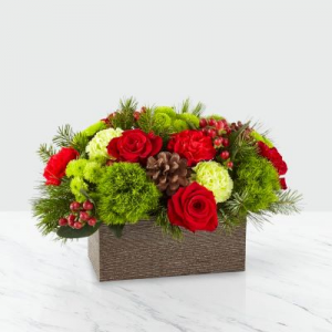 Christmas Cabin™ Bouquet by FTD Fresh Flower Centerpiece 