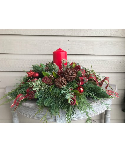 Red Christmas Centerpiece 