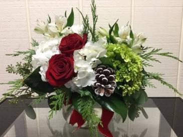 Christmas Charm Centerpiece Posy Vase in Fairfield, CT | Blossoms at Dailey's Flower Shop