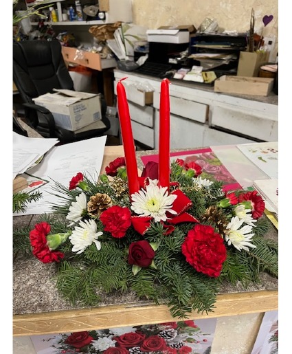 Christmas Centerpiece with 2 Candles  