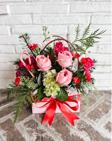 Christmas Cheer  Floral arrangement in Whitehouse, TX | Whitehouse Flowers