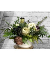 Christmas Creme Vase Arrangement