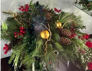 Christmas Designer's Choice  Centerpiece 