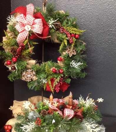 Christmas Everlasting Wreaths and Tabletop 