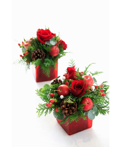 Christmas Cheer Vase Arrangement