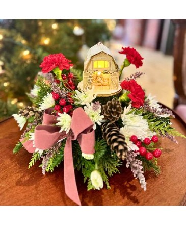 Christmas Keepsake Ornament Centerpiece  in Mazomanie, WI | B-STYLE FLORAL AND GIFTS
