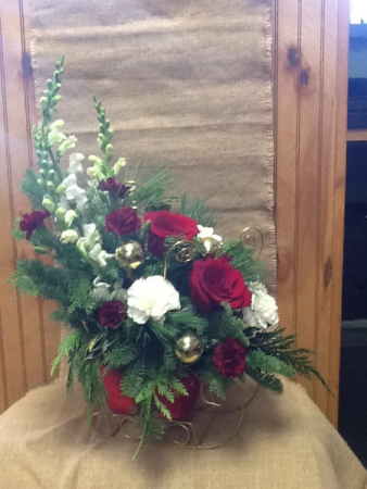 Christmas sleigh centerpiece