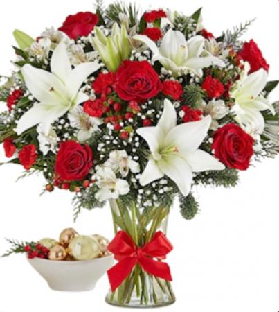 Christmas Spirit Bouquet Holiday Flowers