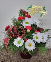 Christmas Spirit FHF-C557 Fresh Flower Arrangement (Local Delivery Area Only)