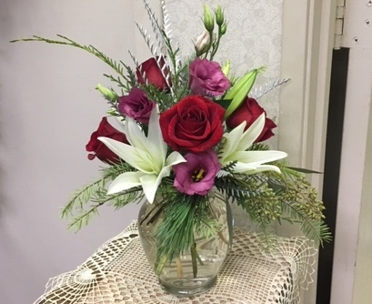 Christmas Table Arrangement Fresh Vased