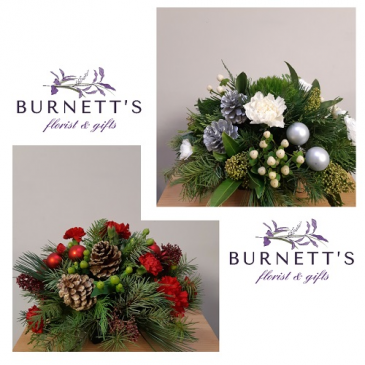 Holiday Table Center Christmas Arrangement  in Kelowna, BC | Burnett's Florist