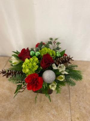 Christmas Tidings cube arrg