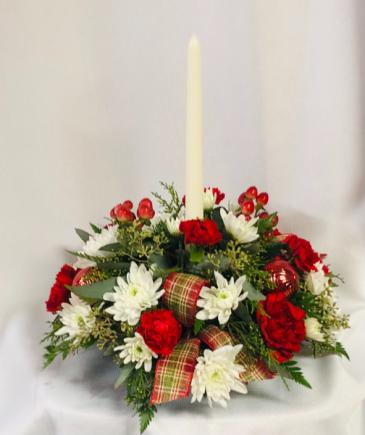 Christmas Time Table Centerpiece in Immokalee, FL | B-HIVE FLOWERS & GIFTS
