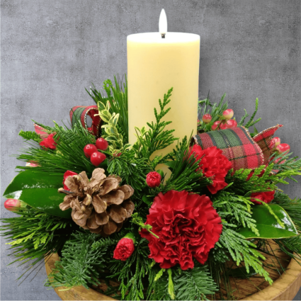 Christmas Tradition Centerpiece Flowers