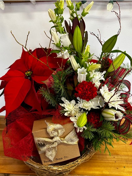 Christmas Trio Basket Vase and Gift Items