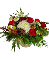 GBN Christmas Warmth Table arrangement