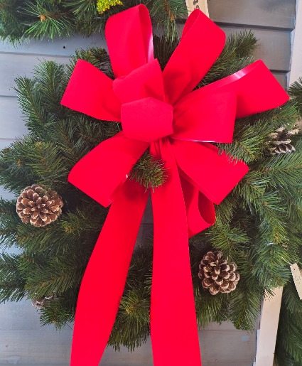Christmas Wreath wit Pinecones 