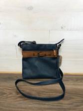 CL1740BL Leather cross-body purse