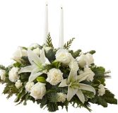 CLASSIC ALL-WHITE CHRISTMAS CENTERPIECE